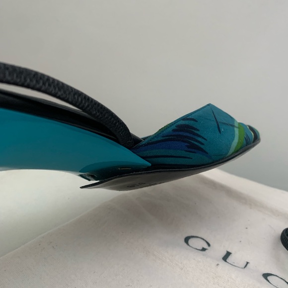 Vintage Gucci floral slingback heels - Picture 6 of 6